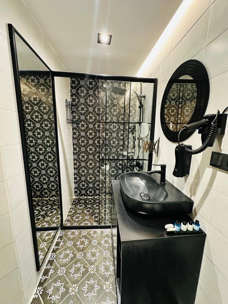 Reexe Istanbul Hotel Luaran gambar